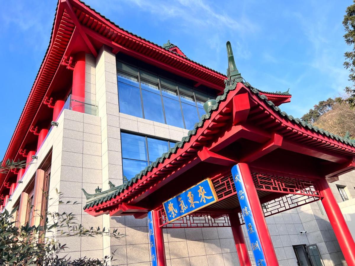 Wudang Mountain The Yew House Hotel Wudangshan Exterior photo